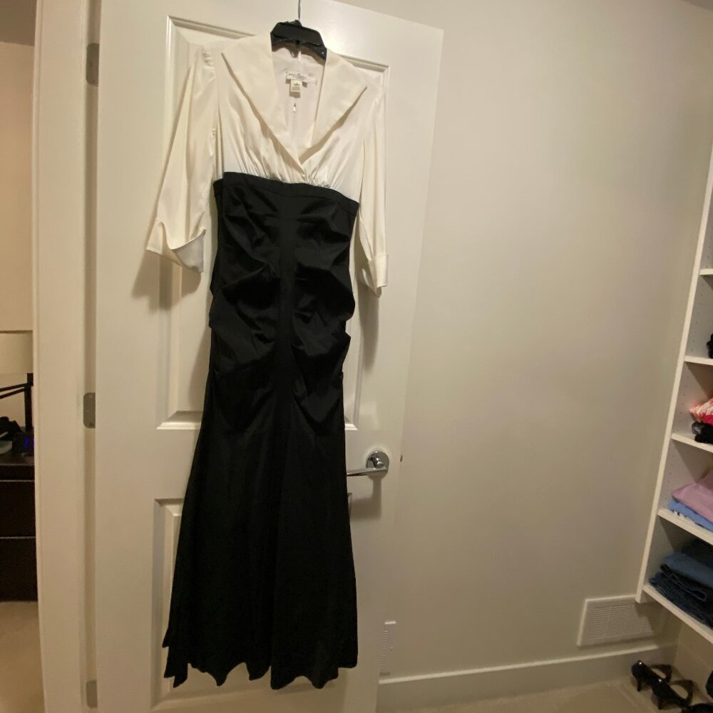 Belissima Formal Wide Lapel 3/4 sleeve Mermaid Gown Ivory & Black Ruched Size 8